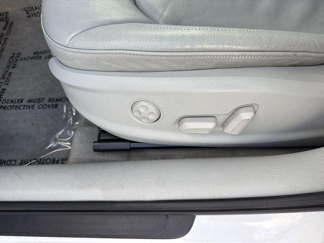 Audi A3 2.0T Premium Plus - Thumbnail 13