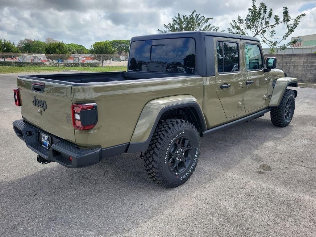 Jeep Gladiator Willys 4X4 - Thumbnail 4