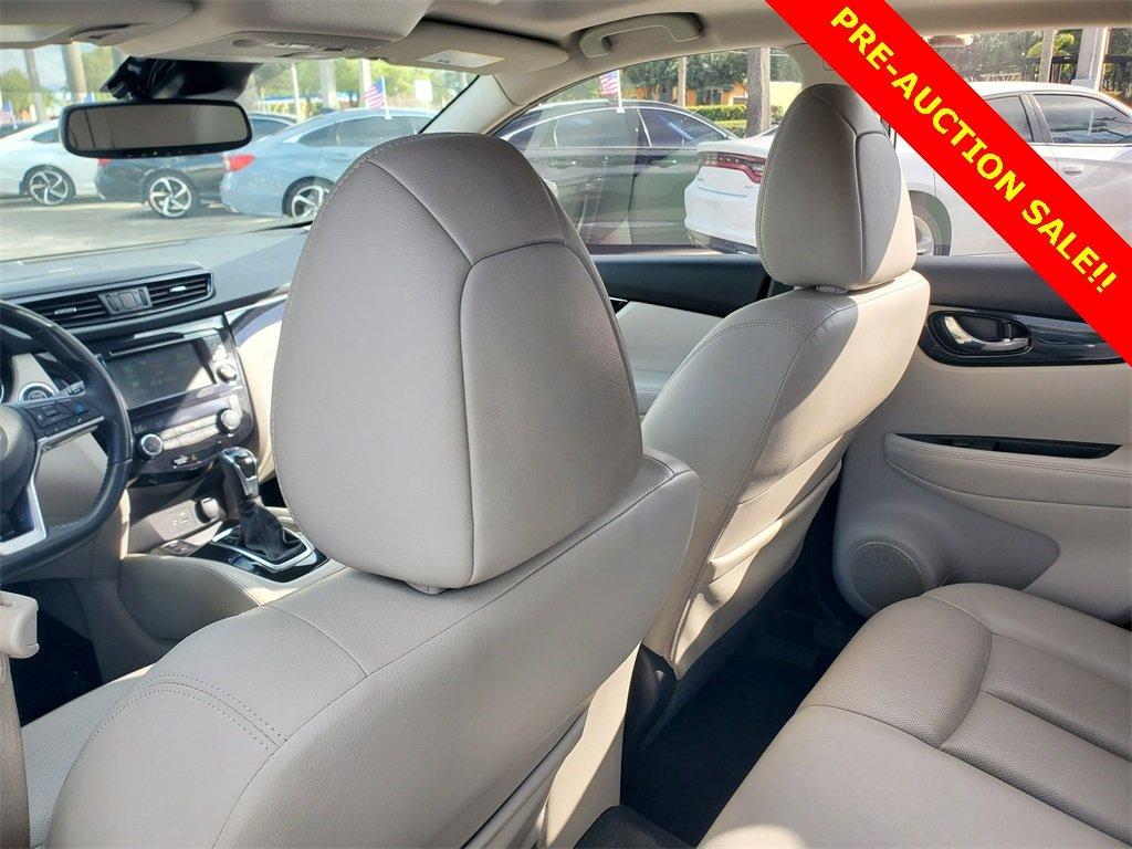 Nissan Rogue Sport Sl - Thumbnail 11