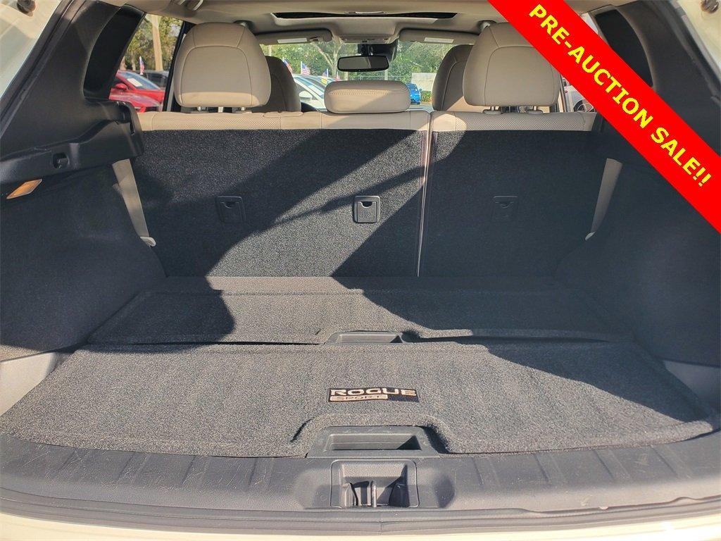 Nissan Rogue Sport Sl - Thumbnail 9