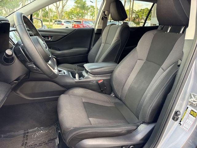 Subaru Outback Premium - Thumbnail 13