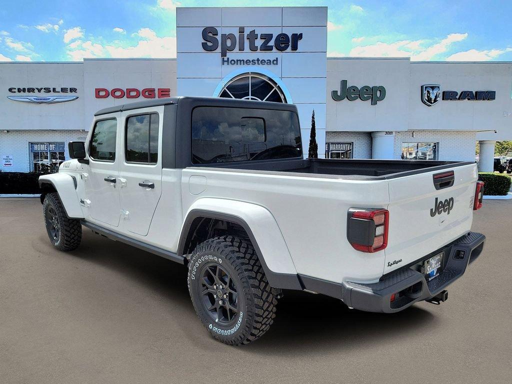 Jeep Gladiator Willys 4X4 - Thumbnail 4