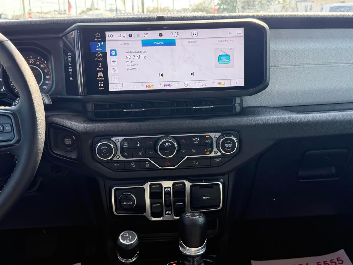 Jeep Wrangler Sport S 4 Door 4X4 - Thumbnail 18