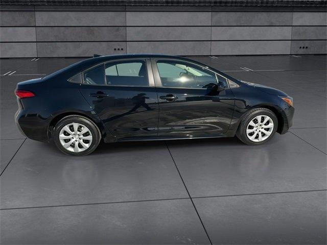 Toyota Corolla Le - Thumbnail 10