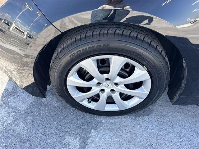 Toyota Corolla Le - Thumbnail 11