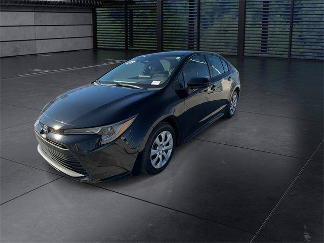 Toyota Corolla Le - Thumbnail 5