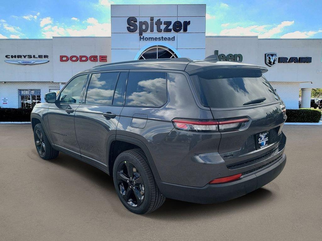 Jeep Grand Cherokee L Limited 4X4 - Thumbnail 4