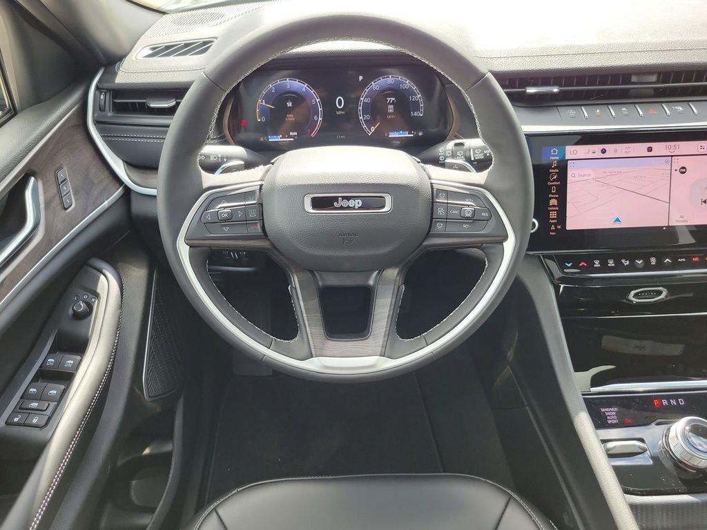 Jeep Grand Cherokee L Limited 4X4 - Thumbnail 17