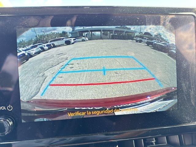 Toyota Corolla Le - Thumbnail 5