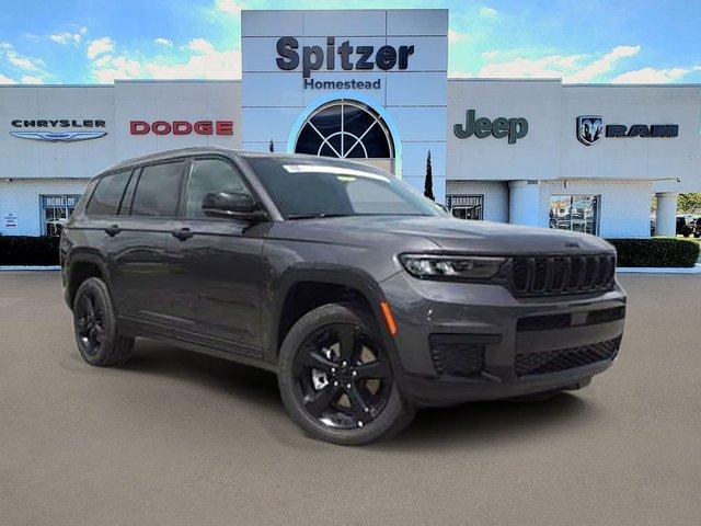 Jeep Grand Cherokee L Altitude X 4X4 - View 1