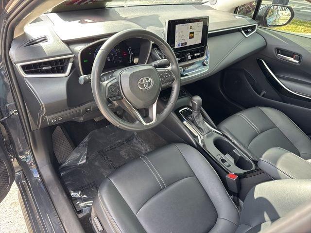 Toyota Corolla Hybrid Xle - Thumbnail 3