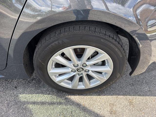 Toyota Corolla Hybrid Xle - Thumbnail 8