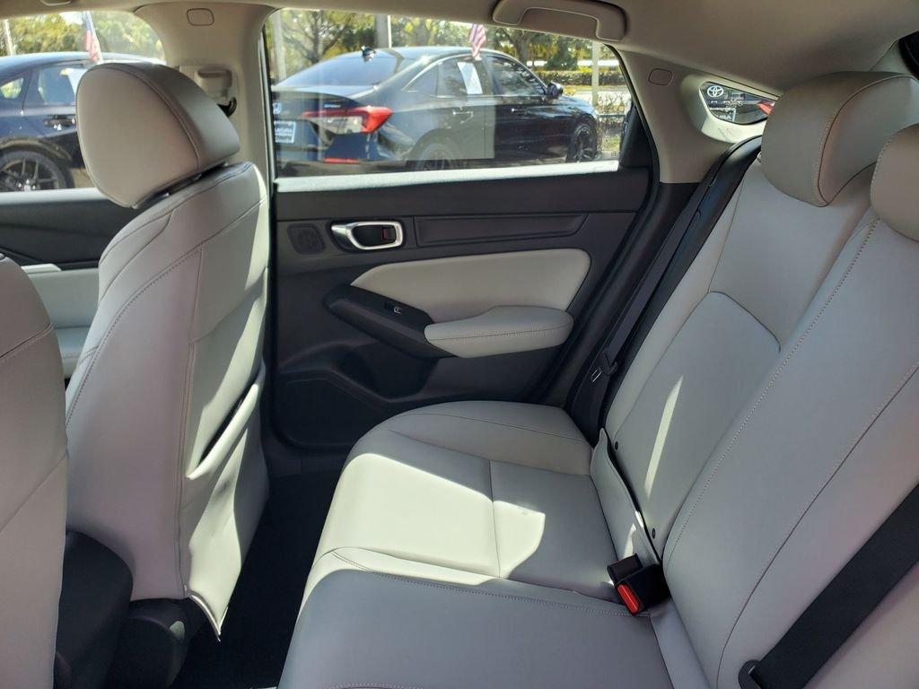 Acura Integra Base - Thumbnail 12