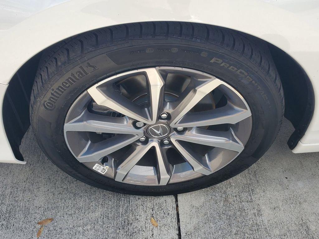 Acura Integra Base - Thumbnail 5