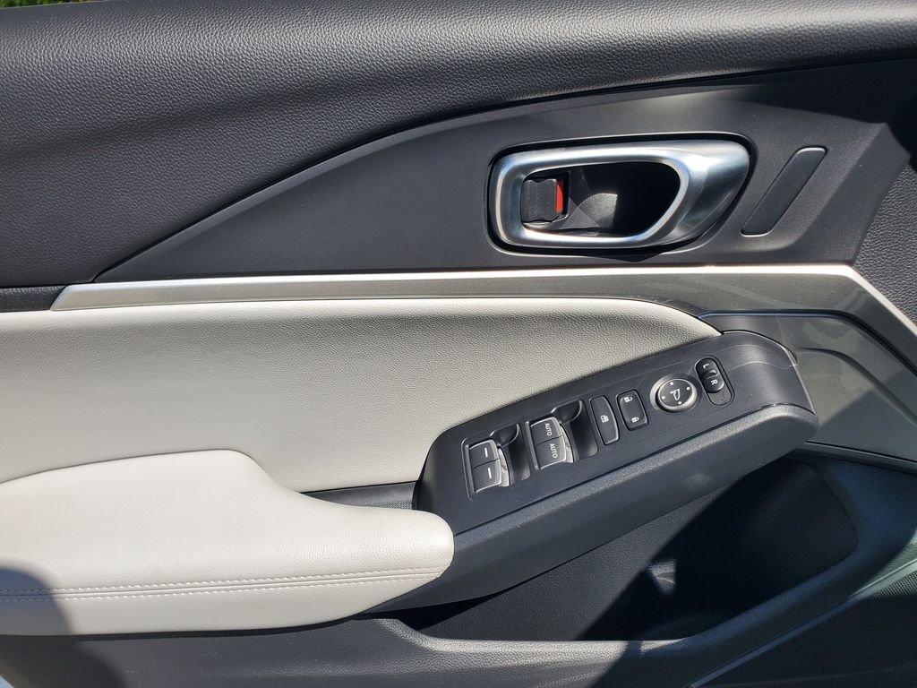 Acura Integra Base - Thumbnail 20