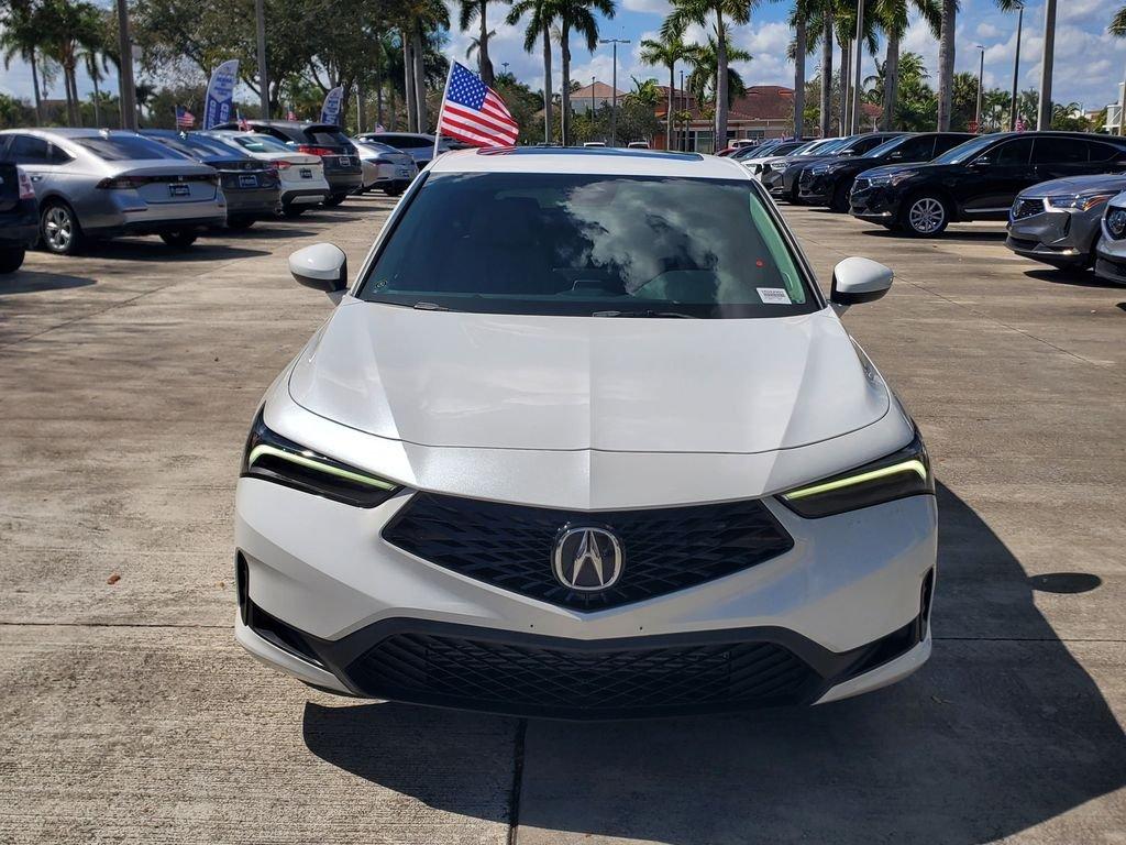 Acura Integra Base - Thumbnail 3