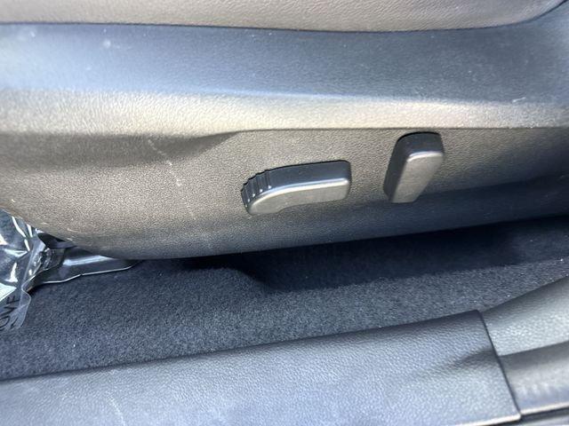 Subaru Crosstrek Limited - Thumbnail 13