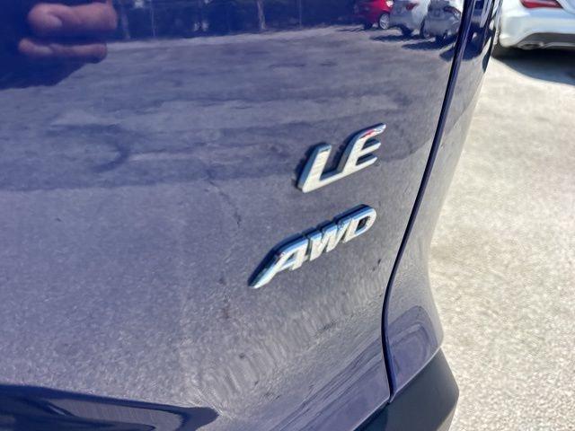 Toyota Corolla Cross Le - Thumbnail 15