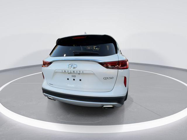 Infiniti Qx50 Luxe - Thumbnail 8