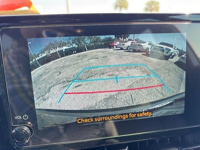 Toyota Corolla Cross Hybrid S - Thumbnail 5