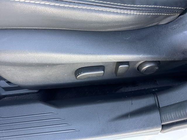 Subaru Outback Limited - Thumbnail 13