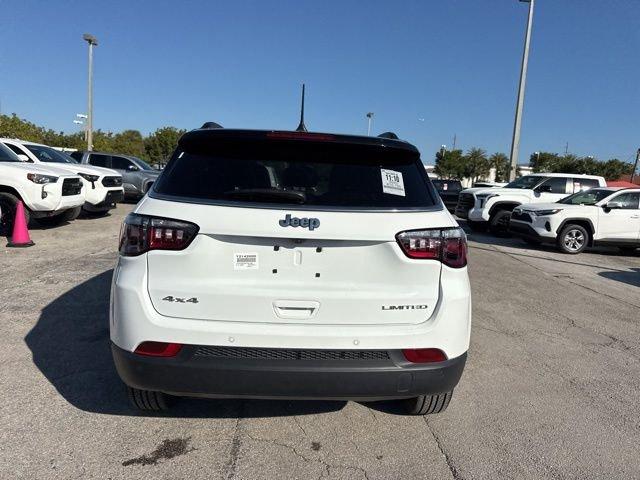 Jeep Compass Limited - Thumbnail 16