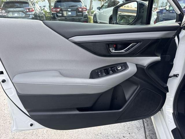 Subaru Legacy Premium - Thumbnail 20