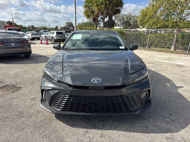 Toyota Camry Se - Thumbnail 15