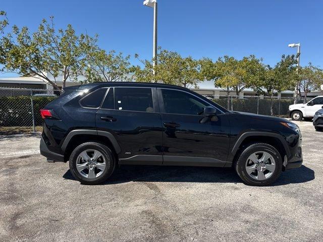 Toyota Rav4 Hybrid Le - Thumbnail 16