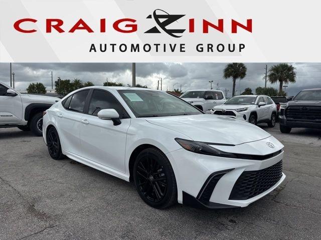 Toyota Camry Le - Thumbnail 8