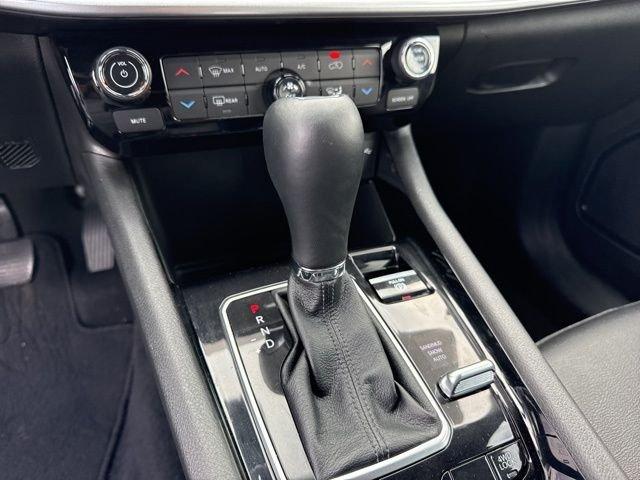 Jeep Compass Limited - Thumbnail 12