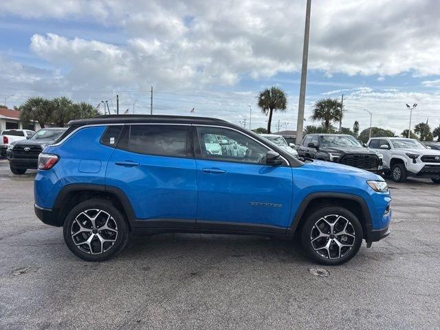 Jeep Compass Limited - Thumbnail 17