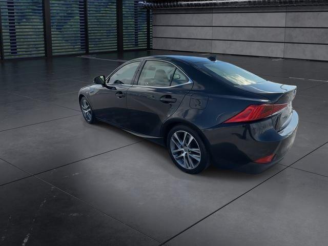 Lexus Is 300 - Thumbnail 7