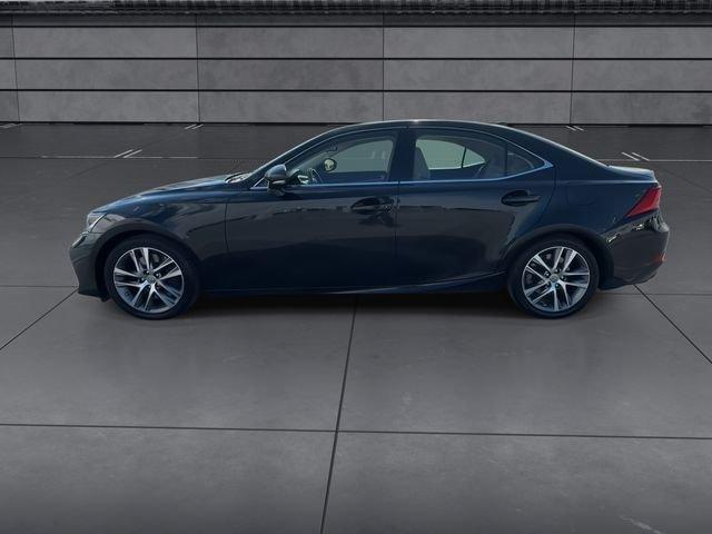 Lexus Is 300 - Thumbnail 6