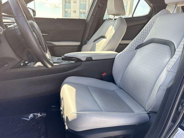 Lexus Ux 200 - Thumbnail 12