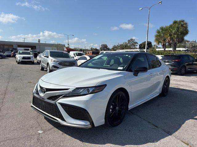 Toyota Camry Xse - Thumbnail 17