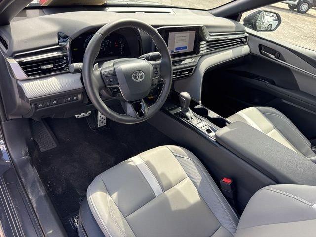 Toyota Camry Le - Thumbnail 11