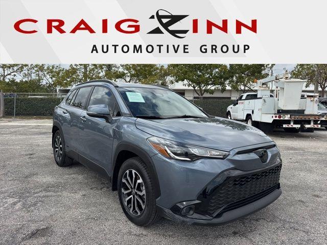 Toyota Corolla Cross Hybrid Se - Thumbnail 2