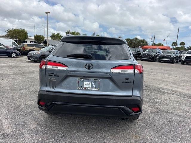 Toyota Corolla Cross Hybrid Se - Thumbnail 11
