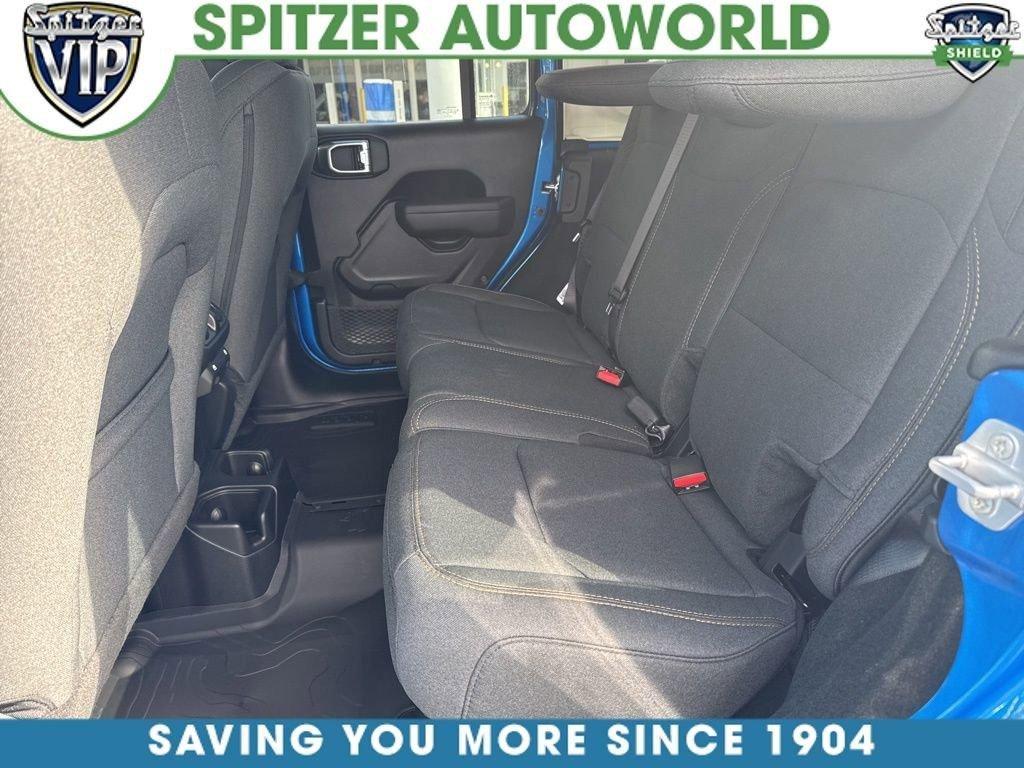 Jeep Wrangler 4-Door Sport S - Thumbnail 9