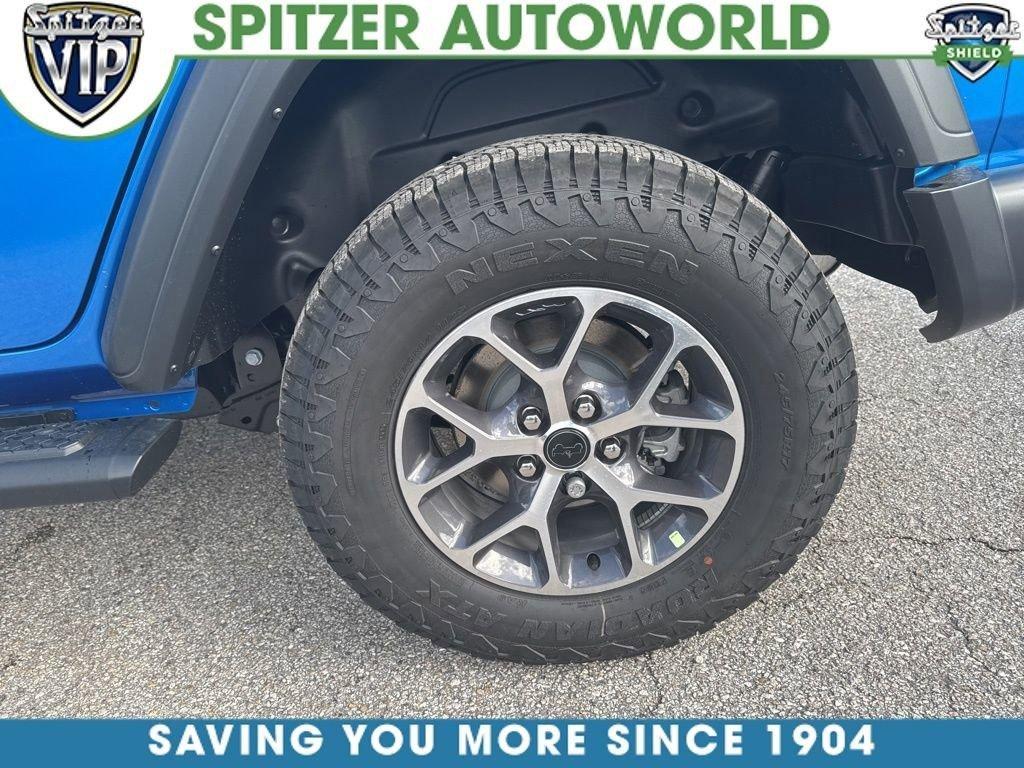 Jeep Wrangler 4-Door Sport S - Thumbnail 12