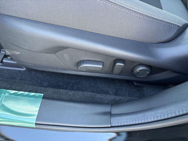 Subaru Crosstrek Premium - Thumbnail 19