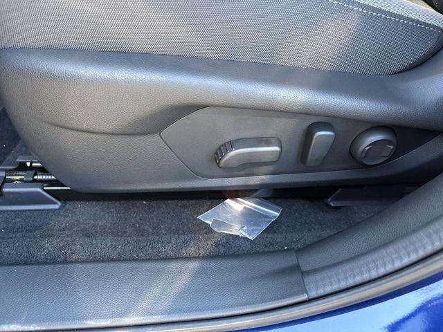 Subaru Crosstrek Premium - Thumbnail 19