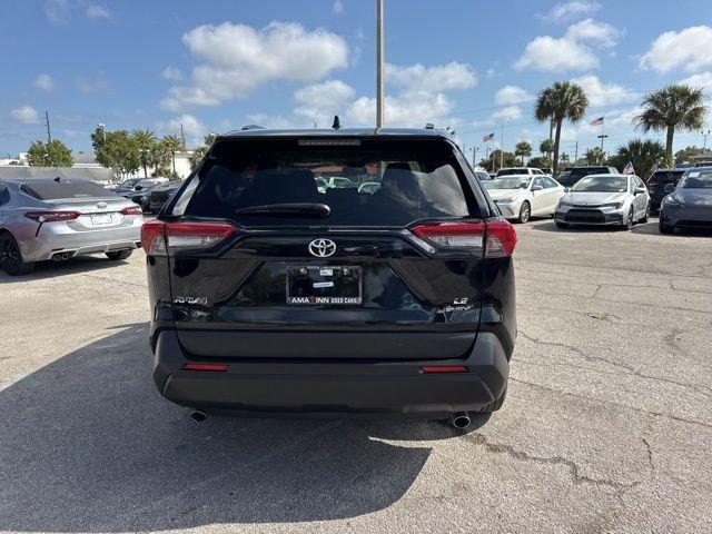 Toyota Rav4 Hybrid Le - Thumbnail 18