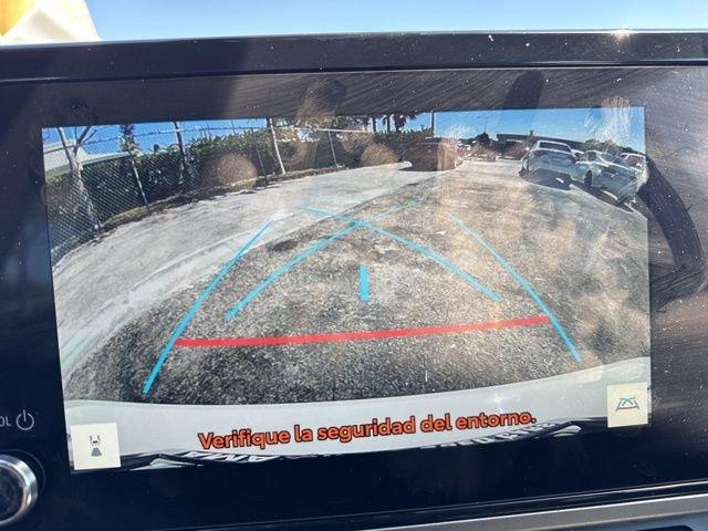 Toyota Camry Se - Thumbnail 11