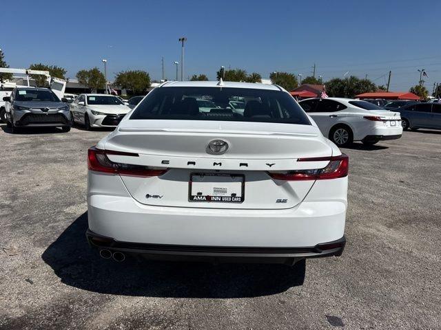 Toyota Camry Se - Thumbnail 19