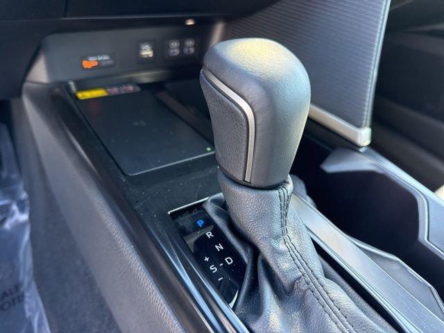 Toyota Camry Se - Thumbnail 12