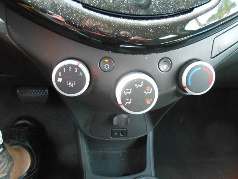 Chevrolet Spark 1Lt | Stock No: 14738 - Thumbnail 13
