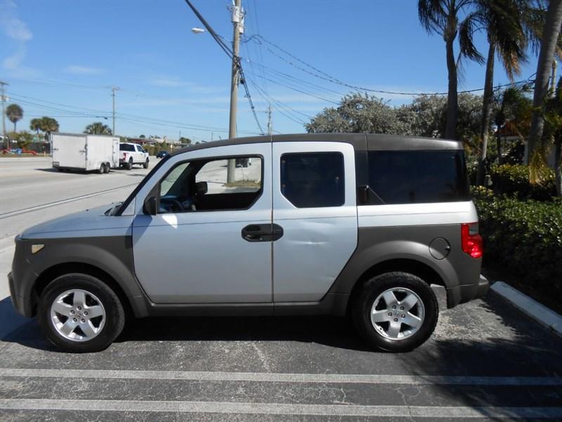 Honda Element Ex | Stock No: 14619 - Thumbnail 3