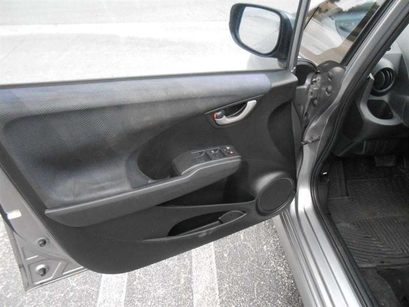 Honda Fit Sport | Stock No: 14743 - Thumbnail 9